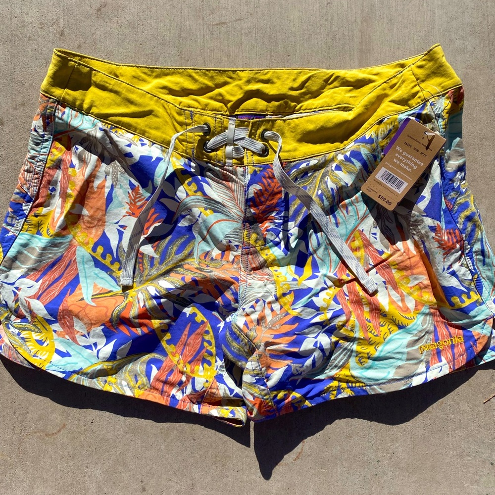 🌴 Patagonia Women’s Boardshorts - NWT 🌊